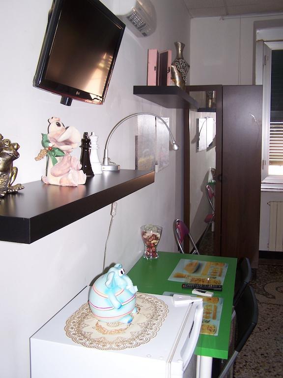 Affittacamere Buenos Ayres Genua Zimmer foto